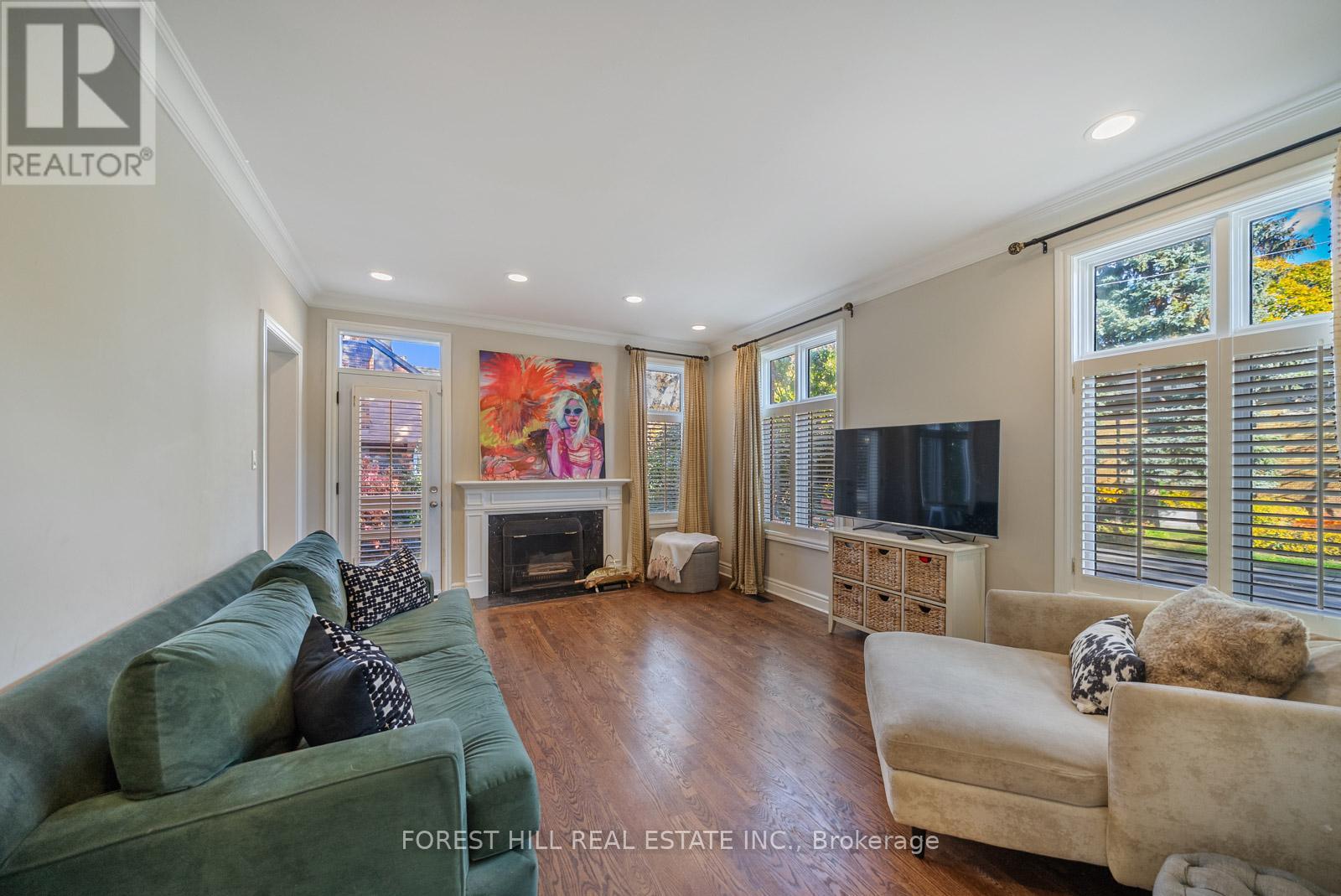 2 St Hildas Avenue, Toronto, Ontario  M4N 2P4 - Photo 21 - C12517190