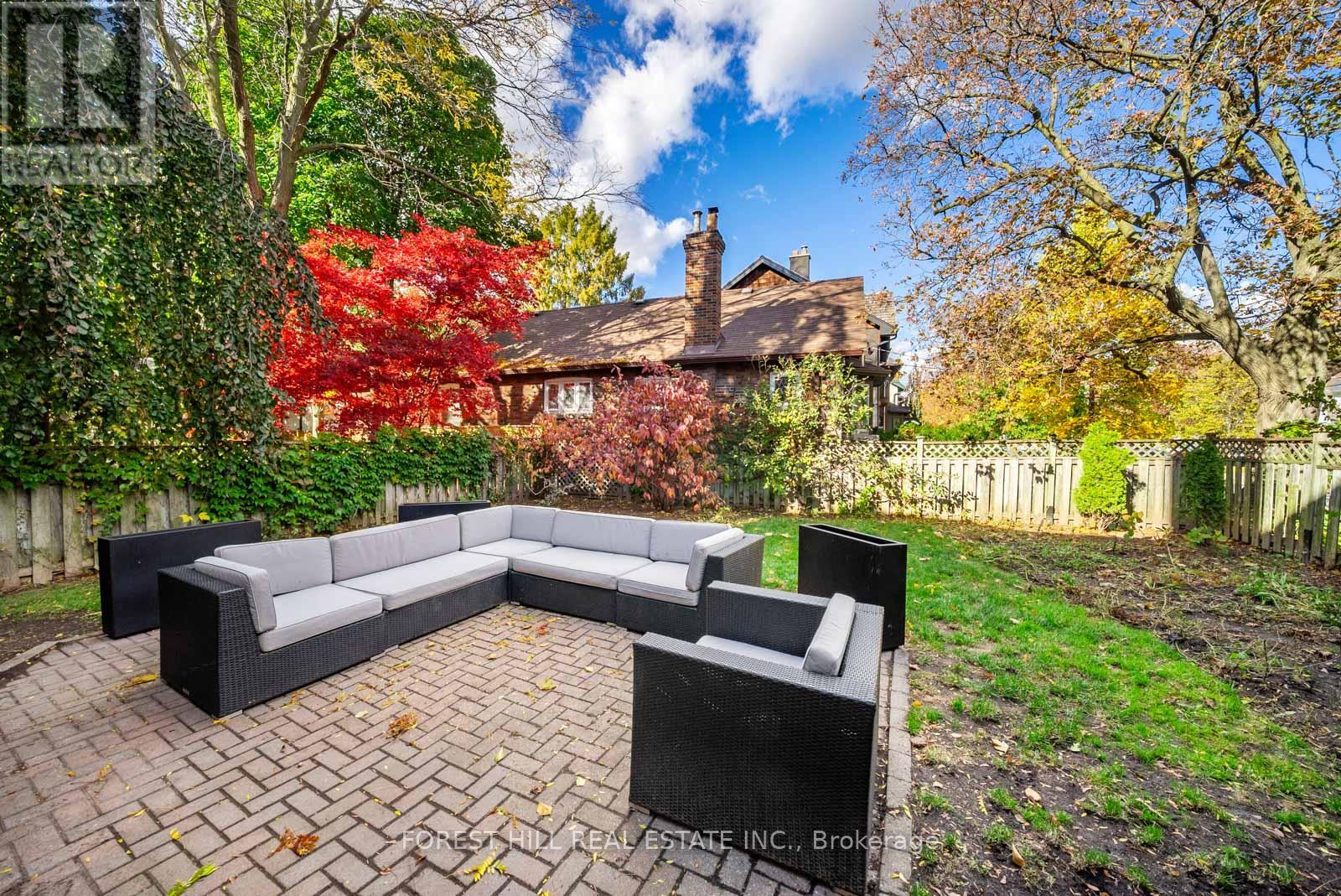 2 St Hildas Avenue, Toronto, Ontario  M4N 2P4 - Photo 43 - C12517190