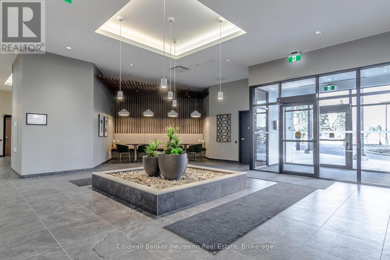 216 - 525 New Dundee Road, Kitchener, Ontario  N2P 0K8 - Photo 3 - X12517230