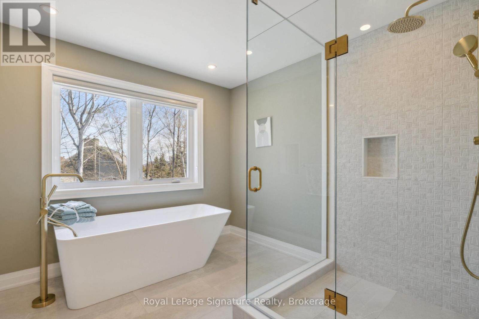 115 Rankin's Crescent, Blue Mountains, Ontario  N0H 2P0 - Photo 25 - X12517268