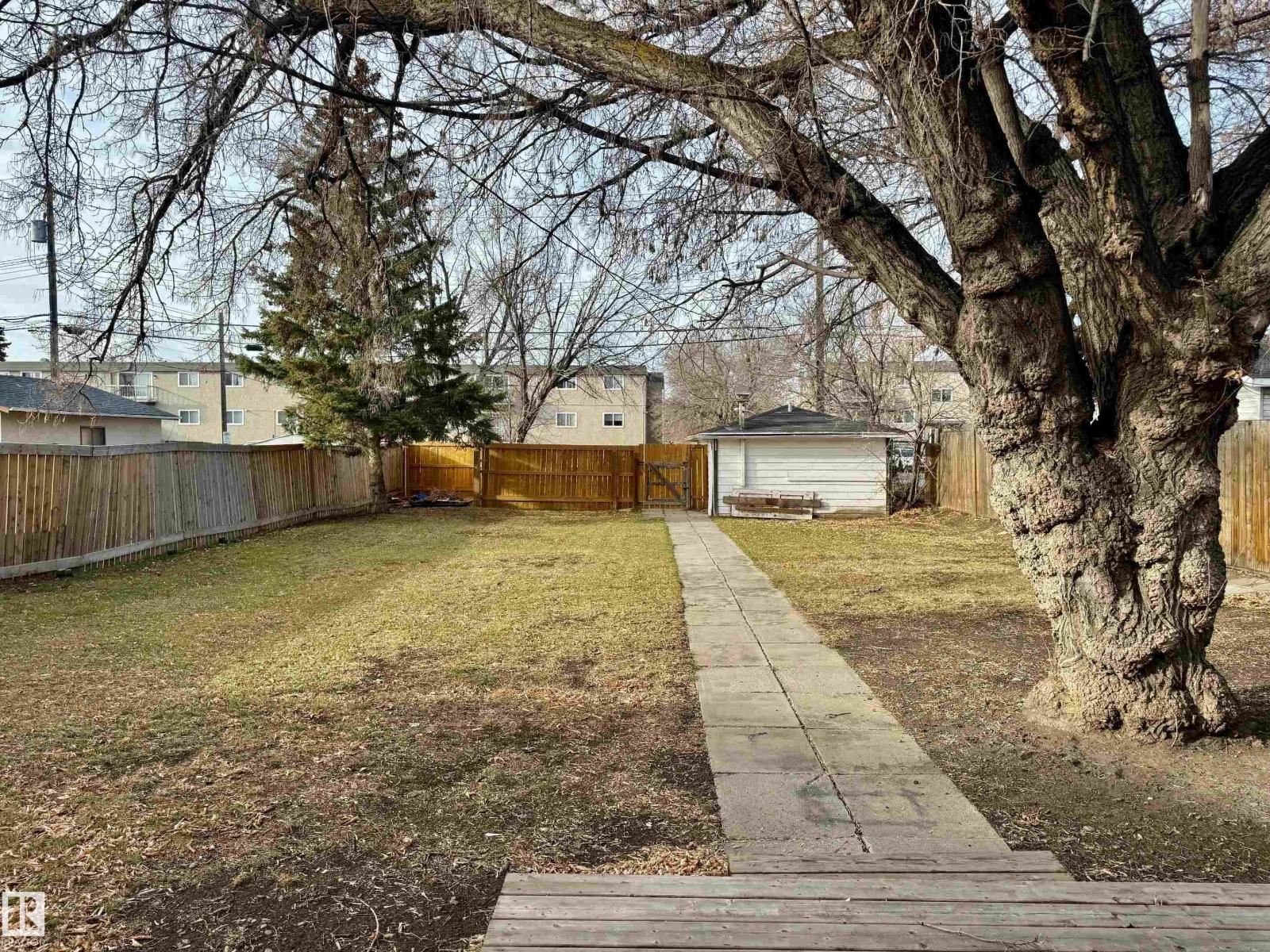 10038 163 St Nw, Edmonton, Alberta  T5P 3N4 - Photo 22 - E4464914