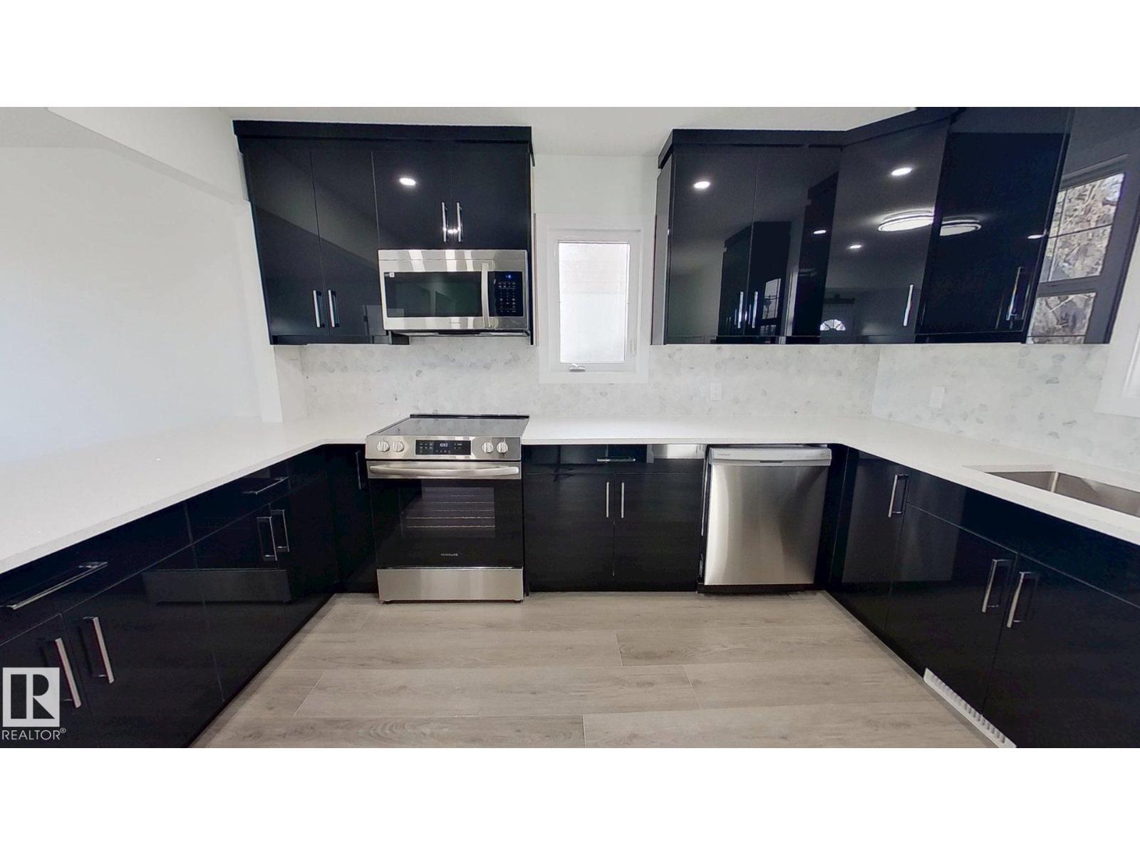 10038 163 St Nw, Edmonton, Alberta  T5P 3N4 - Photo 6 - E4464914