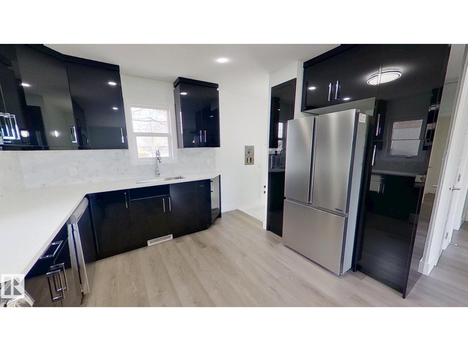 10038 163 St Nw, Edmonton, Alberta  T5P 3N4 - Photo 7 - E4464914