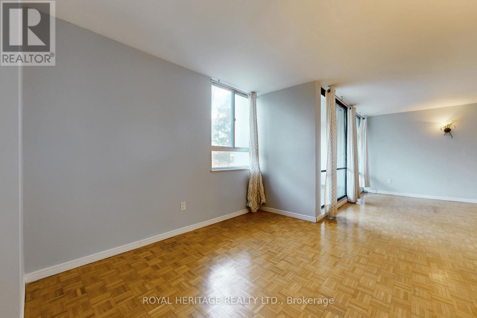 301 - 3 Massey Square, Toronto, Ontario  M4C 5L5 - Photo 12 - E12517156