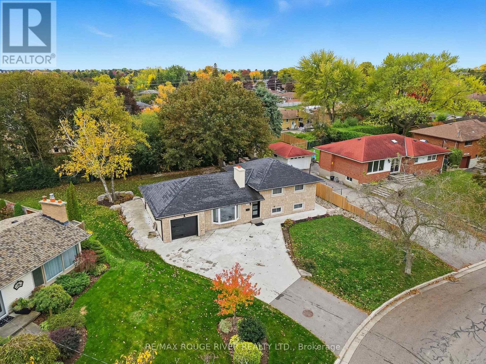 369 GLENDALE AVENUE, oshawa (northglen), Ontario