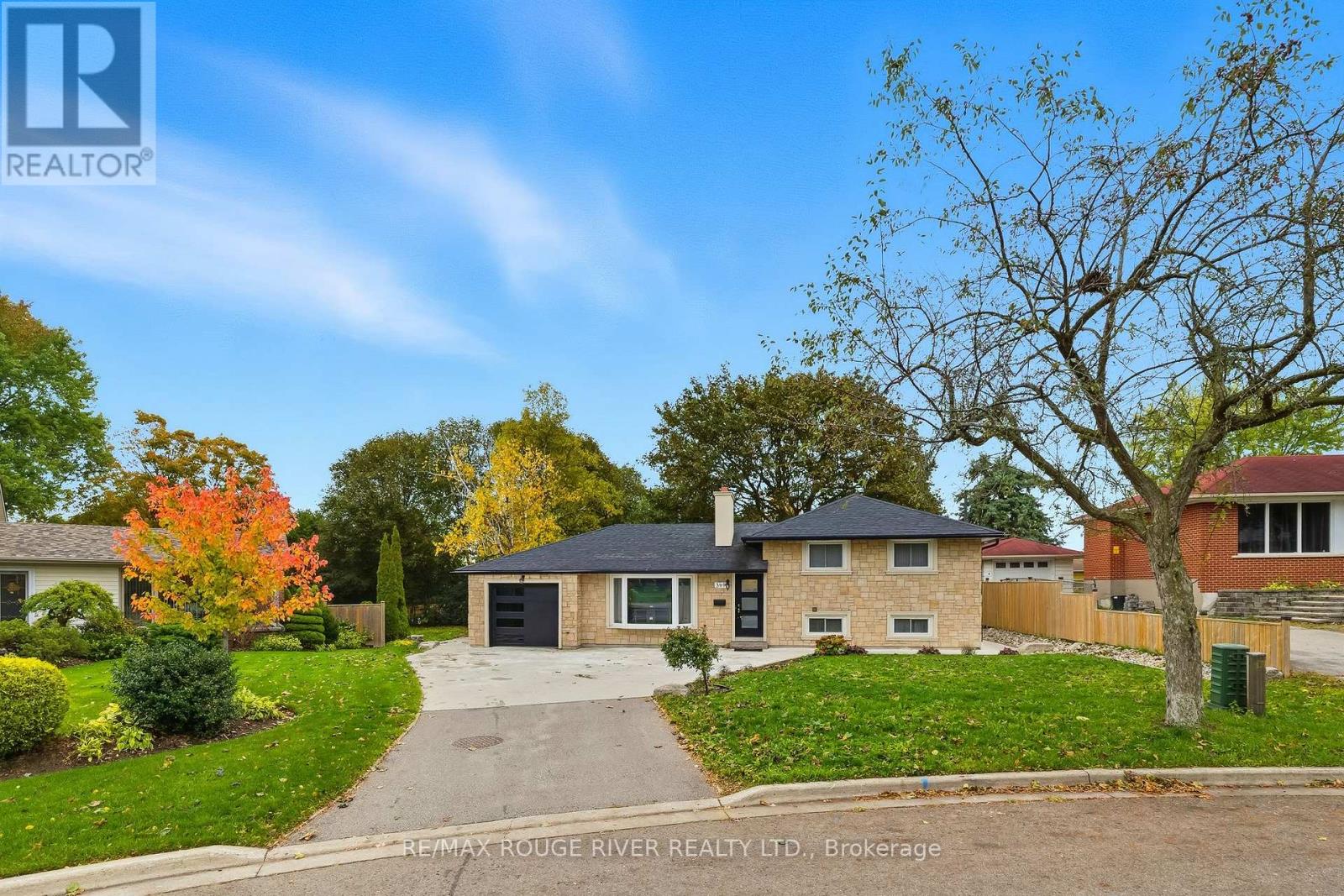 369 Glendale Avenue, Oshawa (Northglen), Ontario  L1J 3H6 - Photo 2 - E12512836