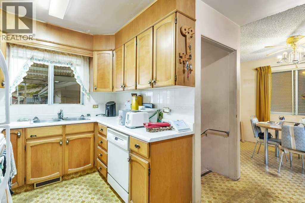 19 Spencer Street, Red Deer, Alberta  T4N 0B1 - Photo 17 - A2269198