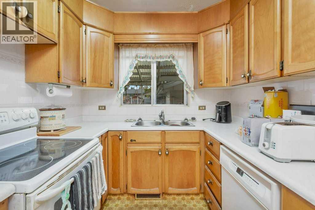 19 Spencer Street, Red Deer, Alberta  T4N 0B1 - Photo 18 - A2269198