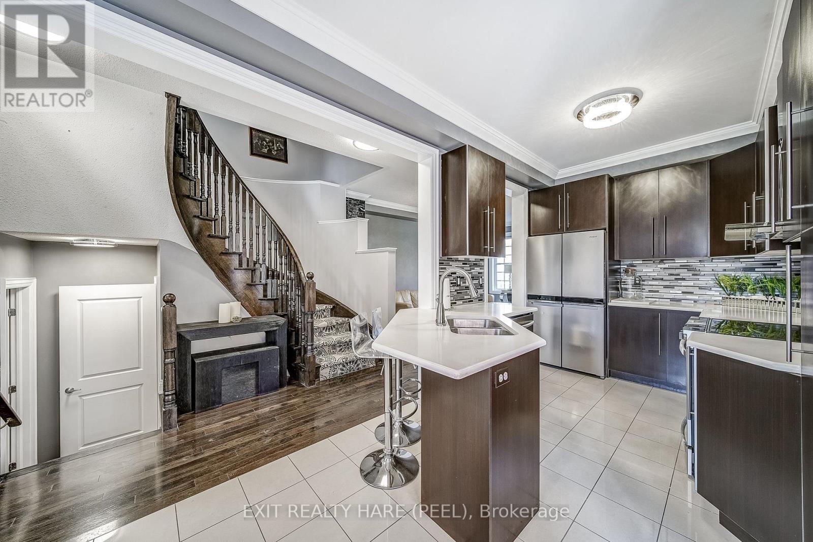 41 Poetry Drive, Vaughan, Ontario  L4H 3R1 - Photo 12 - N12517048