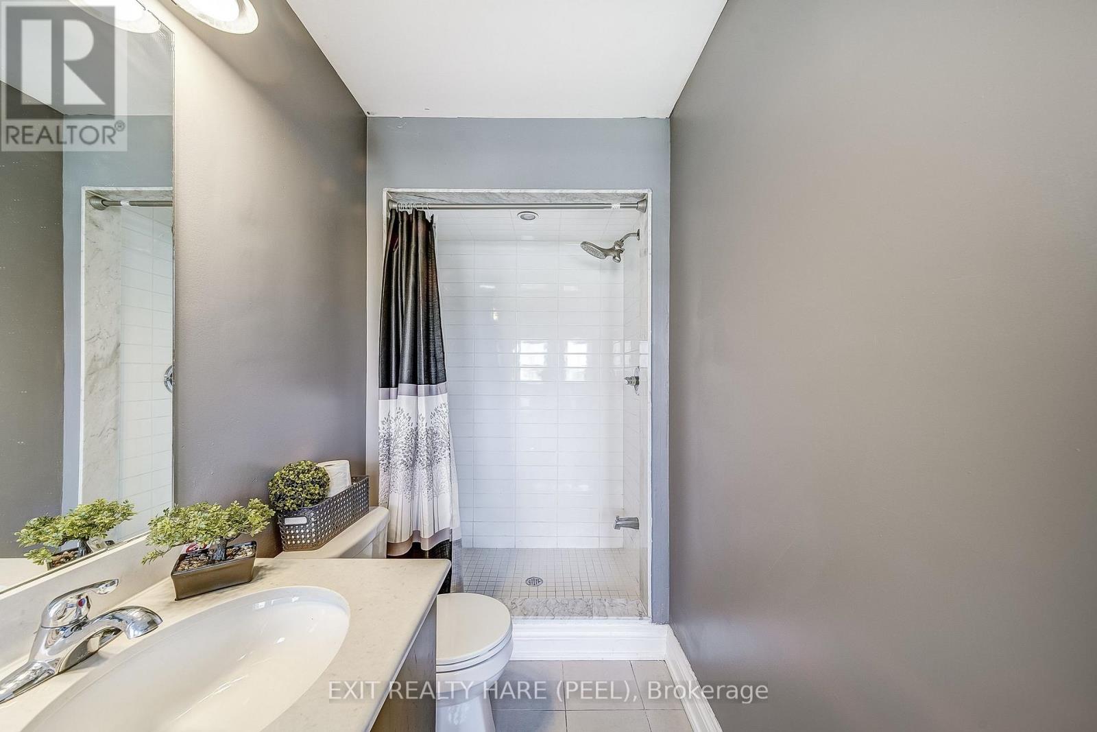 41 Poetry Drive, Vaughan, Ontario  L4H 3R1 - Photo 25 - N12517048