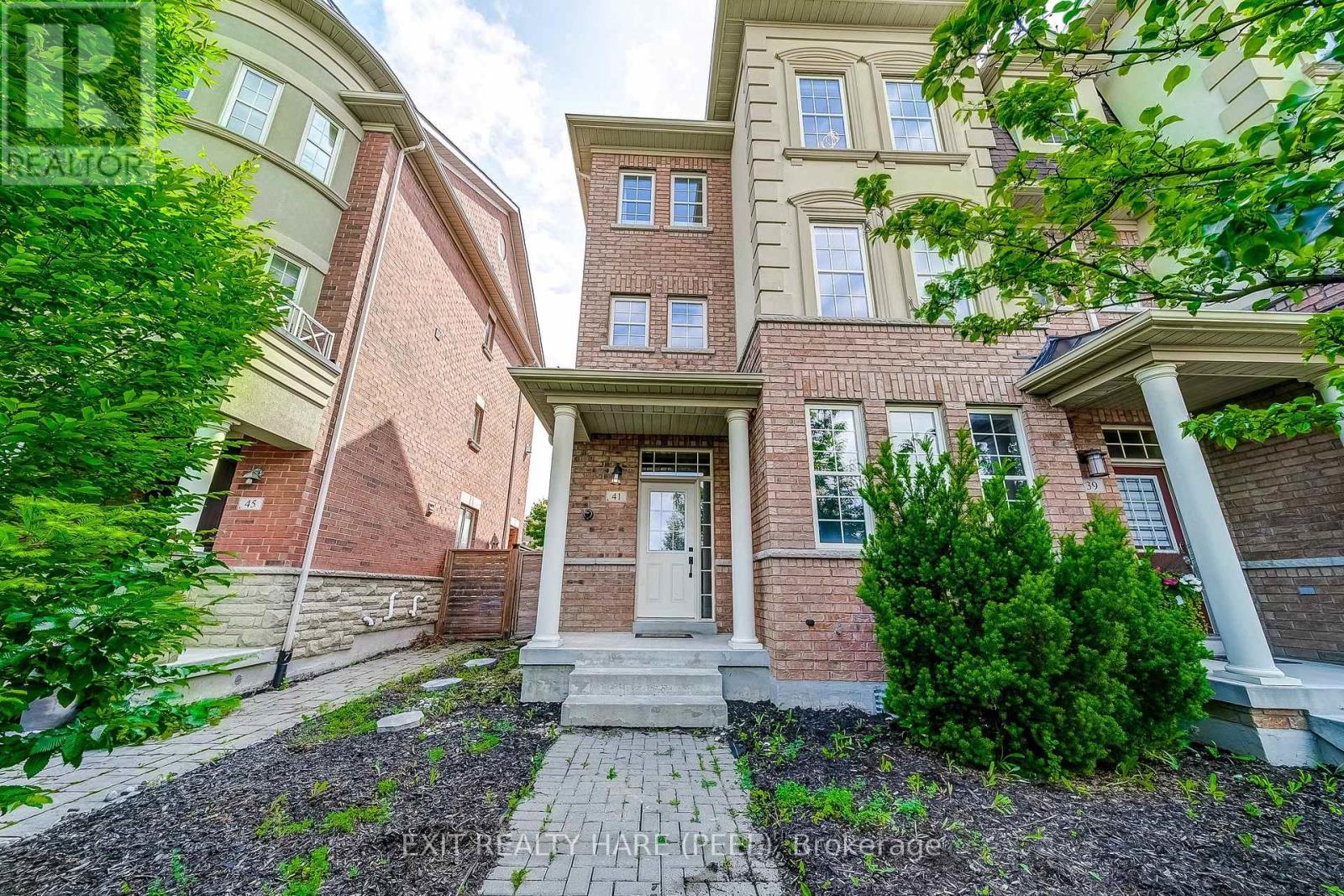 41 Poetry Drive, Vaughan, Ontario  L4H 3R1 - Photo 3 - N12517048