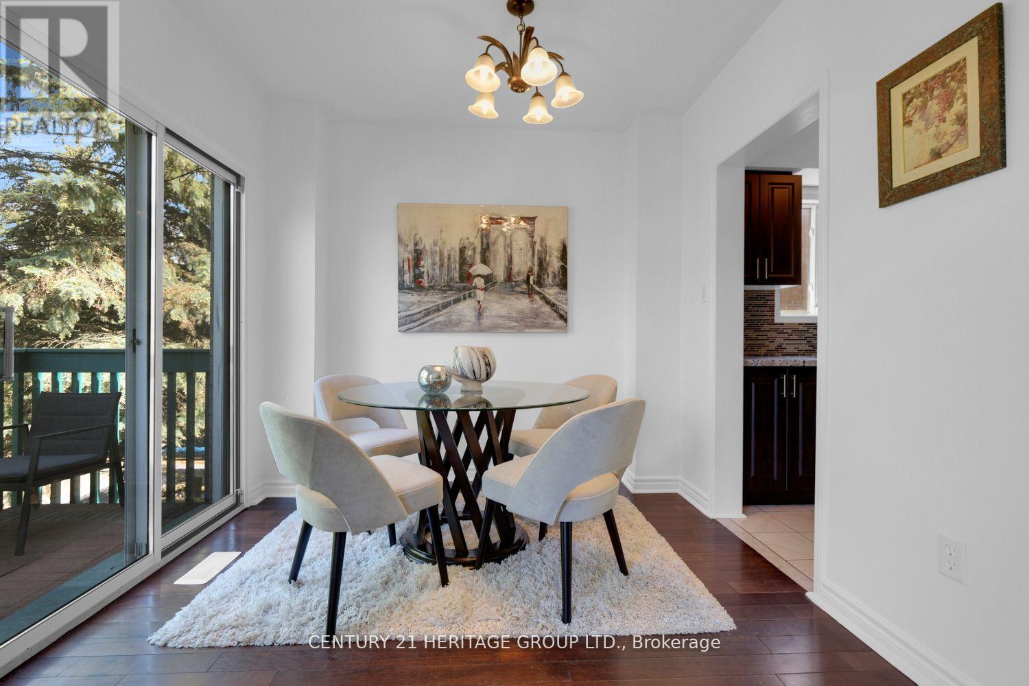 431 Carruthers Avenue, Newmarket, Ontario  L3X 2C1 - Photo 11 - N12517078