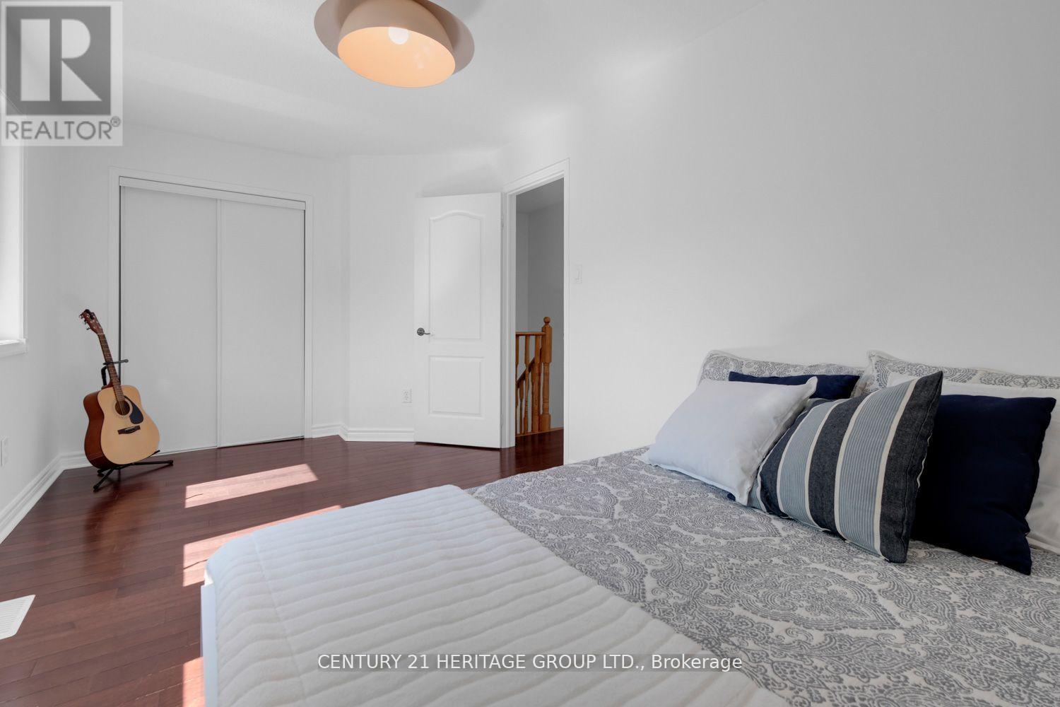 431 Carruthers Avenue, Newmarket, Ontario  L3X 2C1 - Photo 22 - N12517078