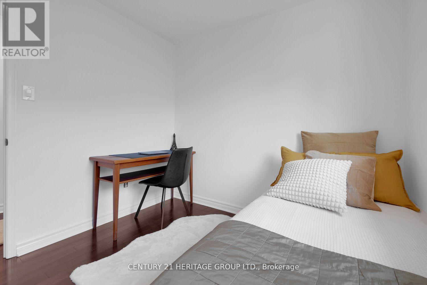 431 Carruthers Avenue, Newmarket, Ontario  L3X 2C1 - Photo 24 - N12517078