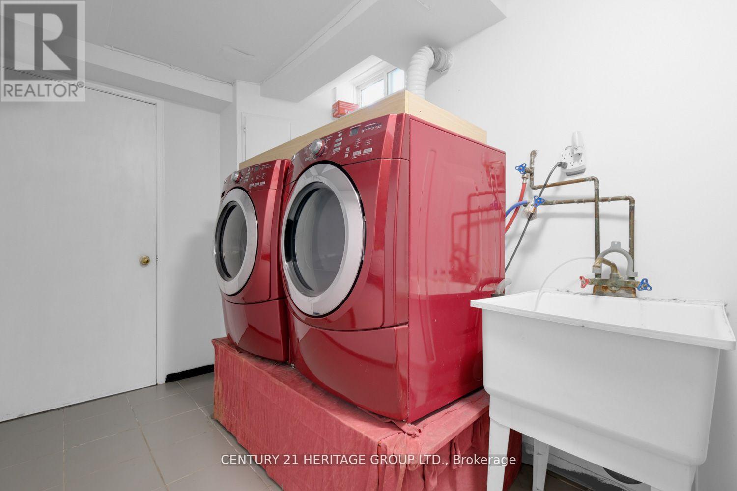 431 Carruthers Avenue, Newmarket, Ontario  L3X 2C1 - Photo 40 - N12517078