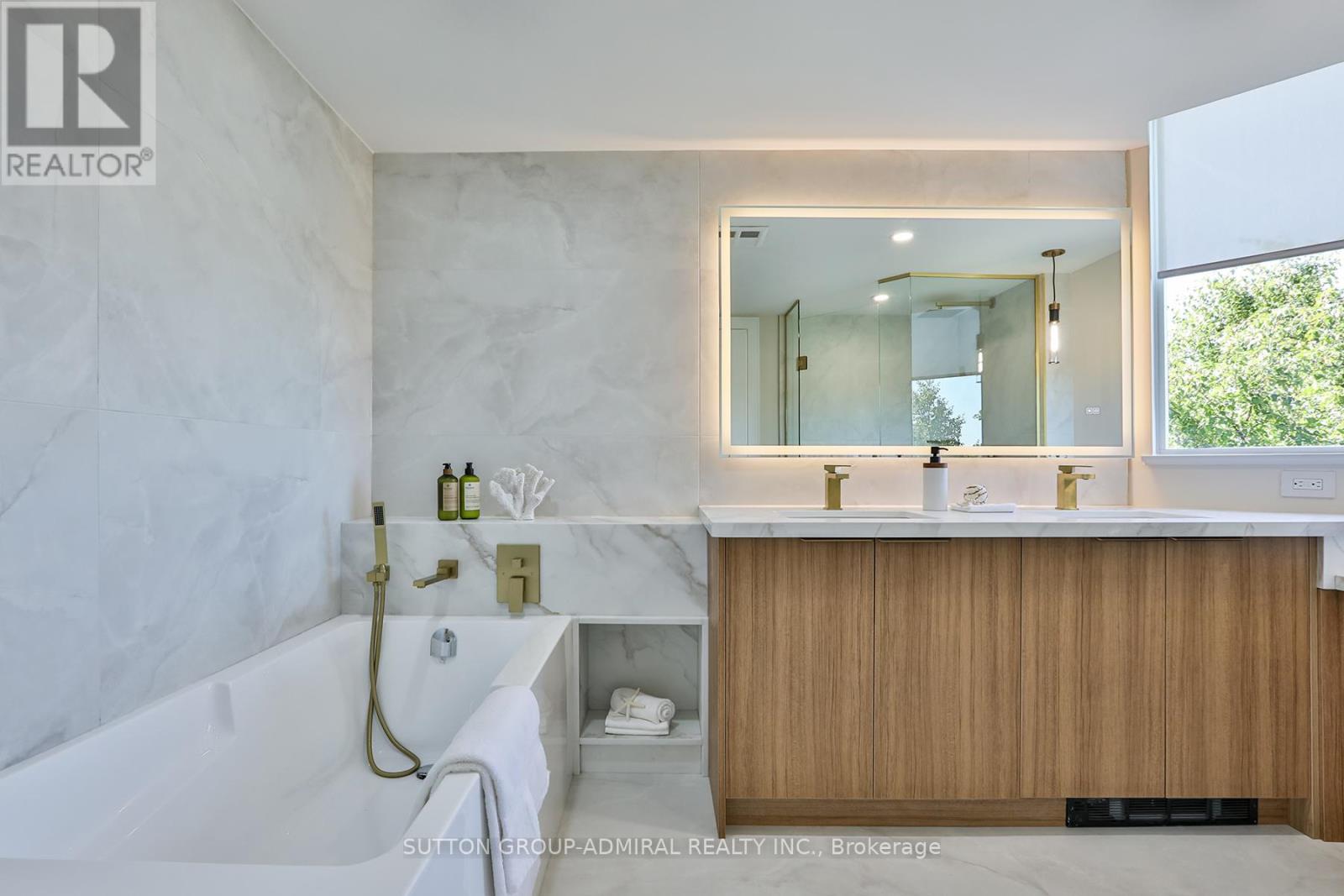 610 - 7250 Yonge Street, Vaughan, Ontario  L4J 7X1 - Photo 17 - N12517092