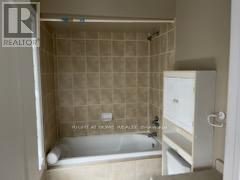 Coach House - 7 Ivy Stone Court, Markham, Ontario  L6B 1H6 - Photo 10 - N12517128