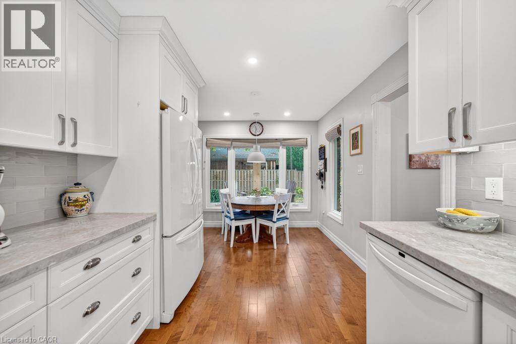 677 Powell Court, Burlington, Ontario L7R 3E7 - Photo 18 - 40785712