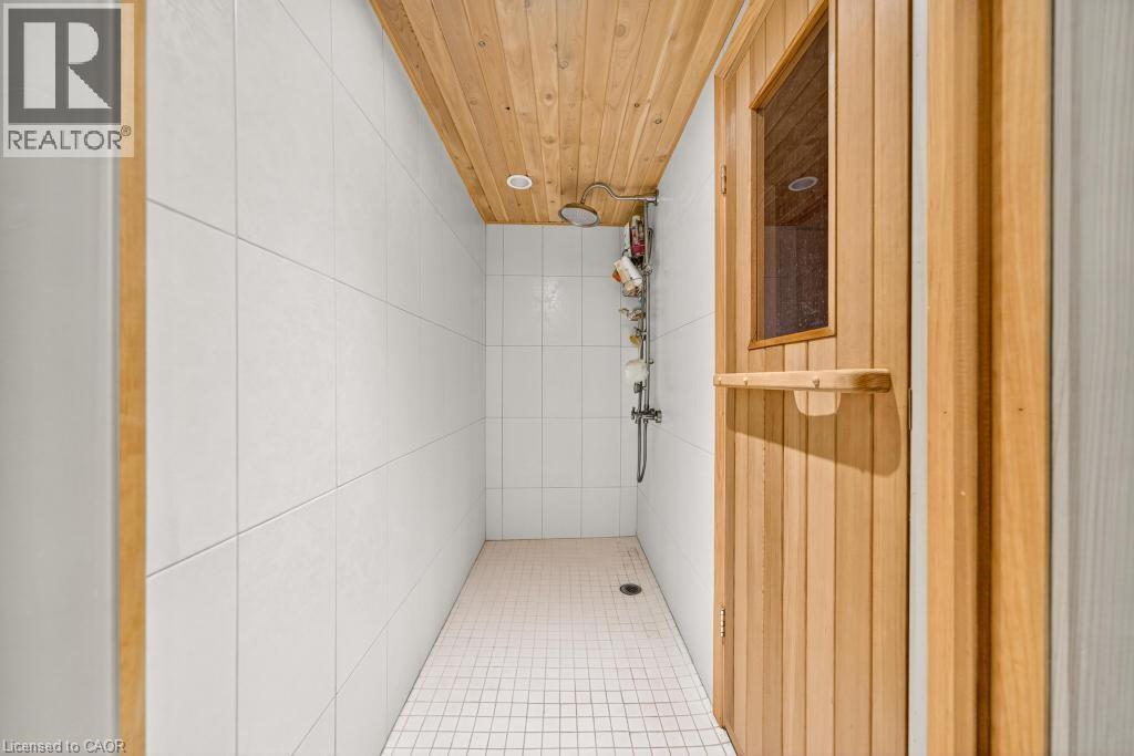 677 Powell Court, Burlington, Ontario L7R 3E7 - Photo 39 - 40785712