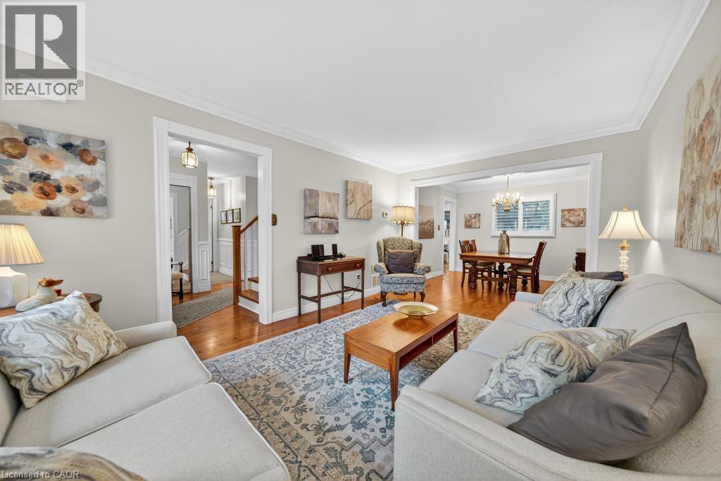 677 Powell Court, Burlington, Ontario L7R 3E7 - Photo 6 - 40785712