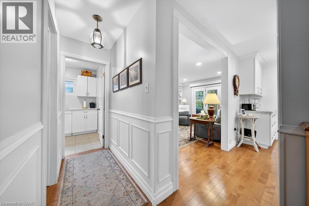 677 Powell Court, Burlington, Ontario L7R 3E7 - Photo 9 - 40785712