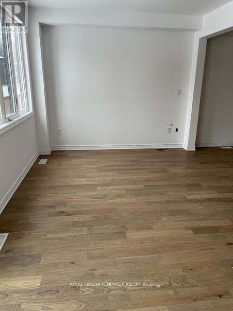 42 Eberhardt Drive, Wasaga Beach, Ontario  L9E 0K6 - Photo 10 - S12517086