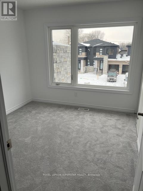 42 Eberhardt Drive, Wasaga Beach, Ontario  L9E 0K6 - Photo 15 - S12517086