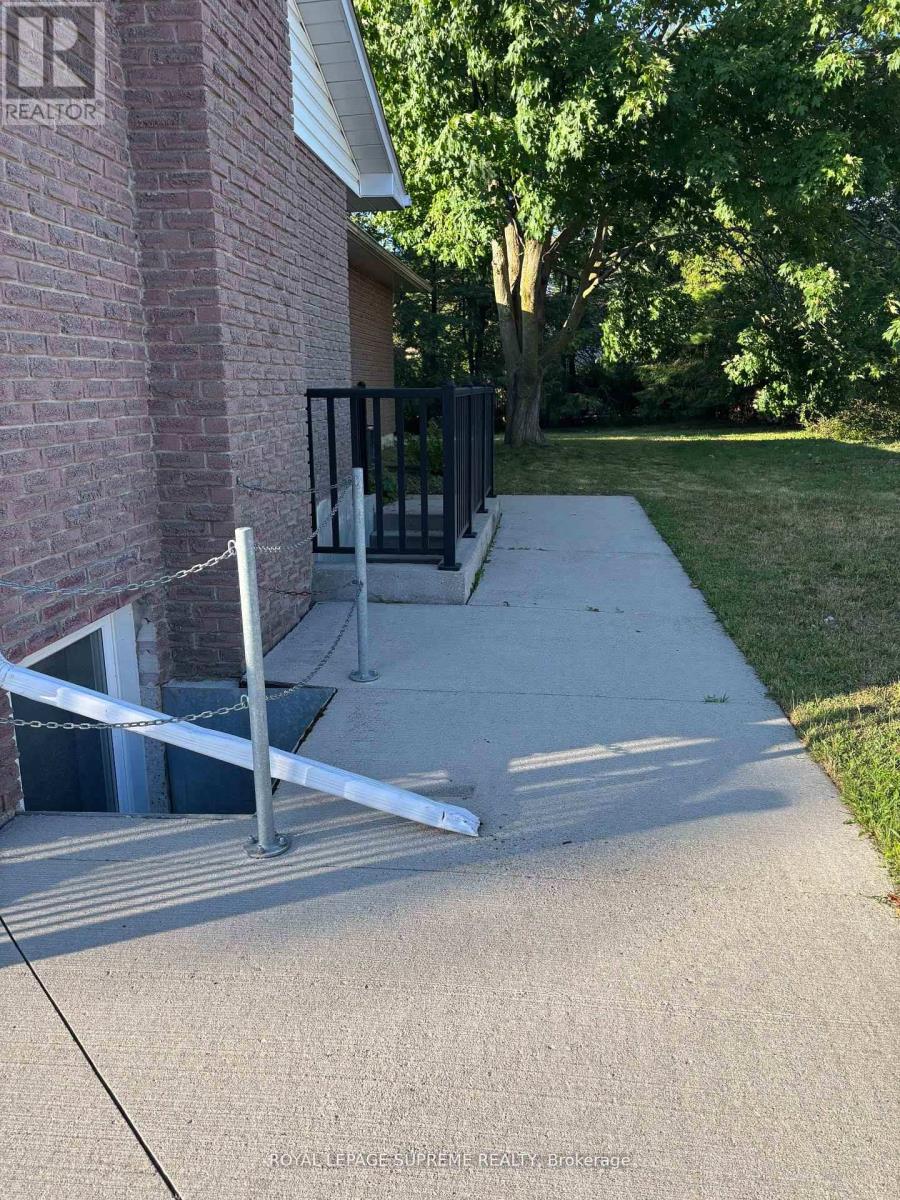 Basement - 8 Redwood Court, Barrie, Ontario  L4M 5G7 - Photo 11 - S12517110