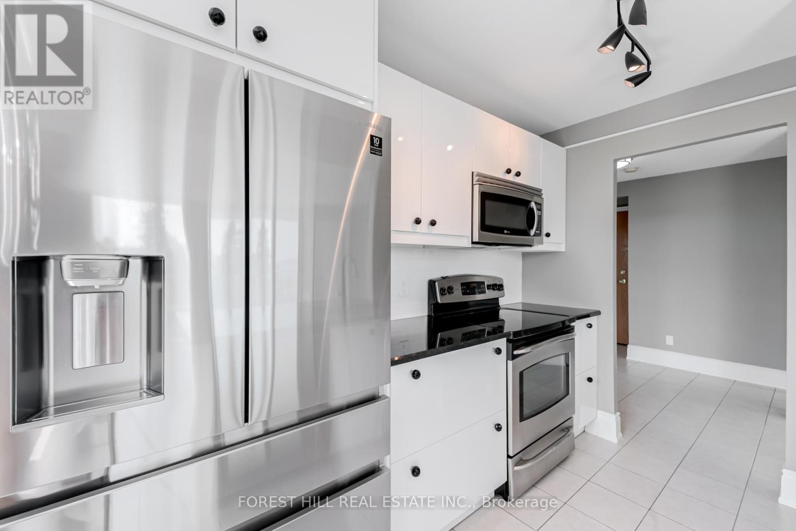 410 - 75 Ellen Street, Barrie, Ontario  L4N 7R6 - Photo 16 - S12517126