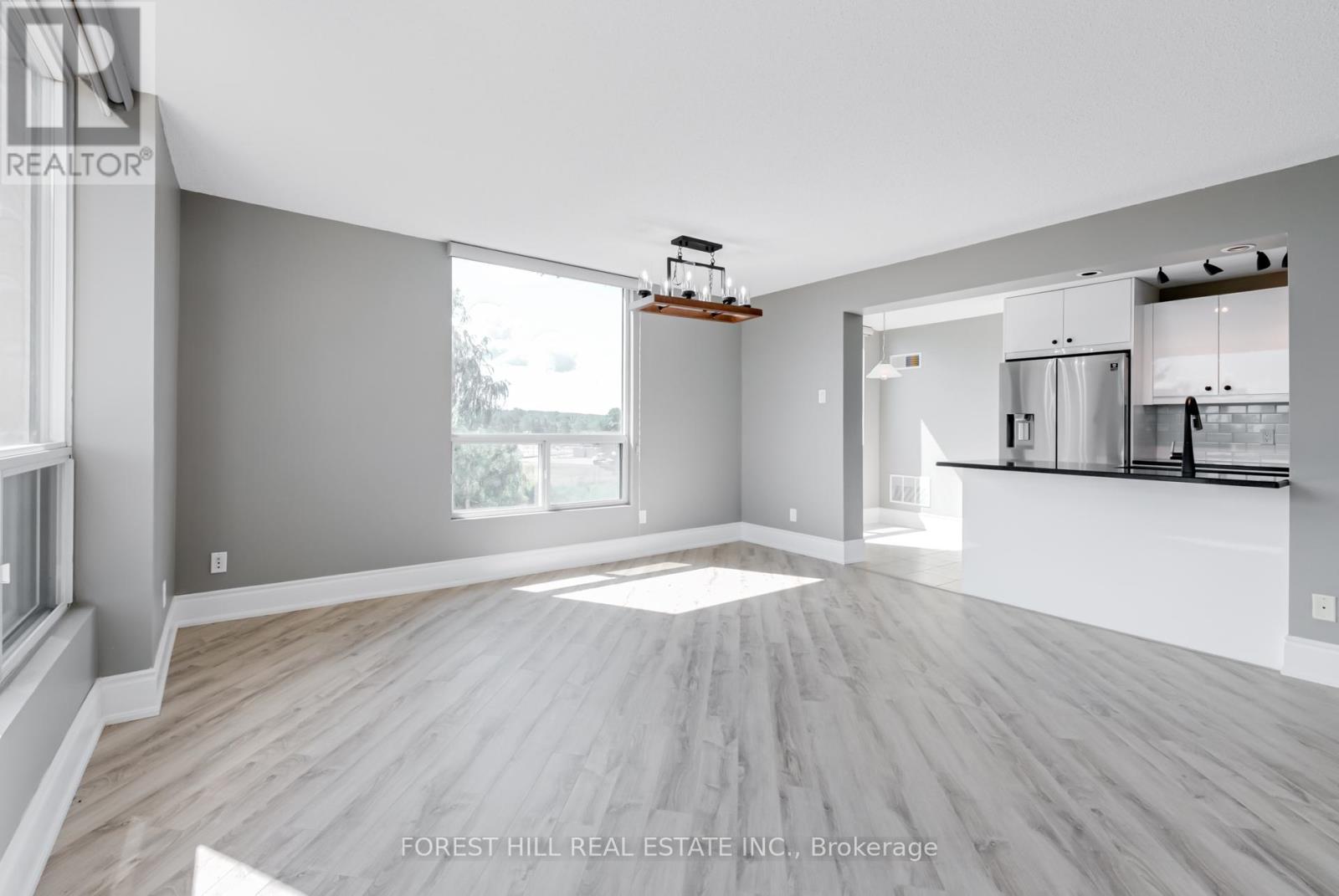 410 - 75 Ellen Street, Barrie, Ontario  L4N 7R6 - Photo 7 - S12517126