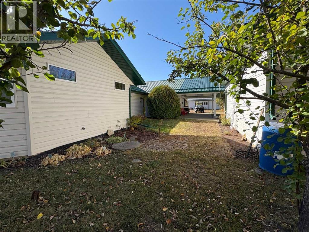 #11 Poor Man Flats Blue 14021  Hwy 53, Rural Ponoka County, Alberta  T0C 2J0 - Photo 44 - A2260393