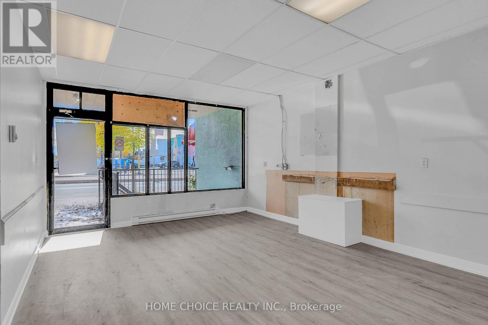 788 St.clair Avenue W, Toronto, Ontario  M6C 1B6 - Photo 9 - C12517218