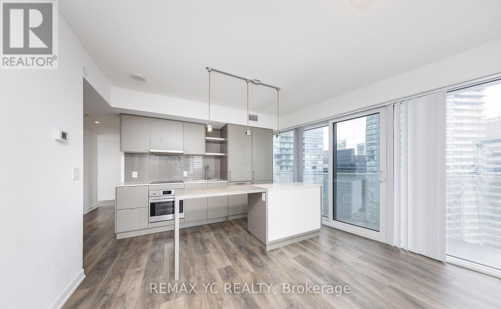 3504 - 100 Harbour Street, Toronto, Ontario  M5J 0B5 - Photo 13 - C12517222