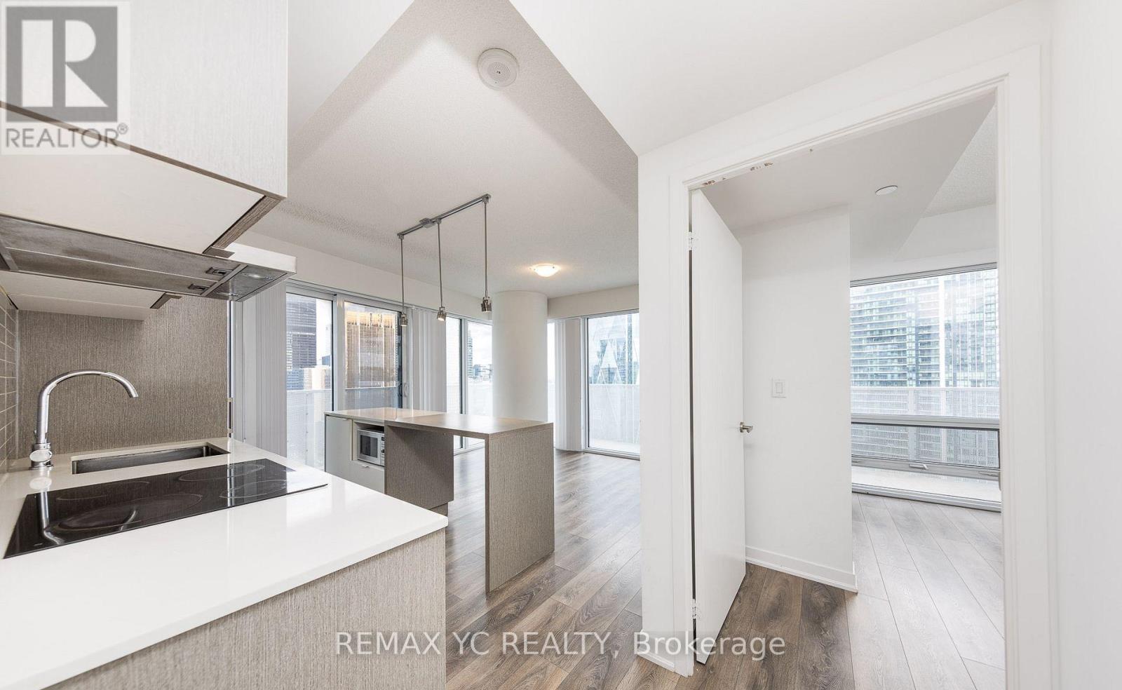 3504 - 100 Harbour Street, Toronto, Ontario  M5J 0B5 - Photo 16 - C12517222