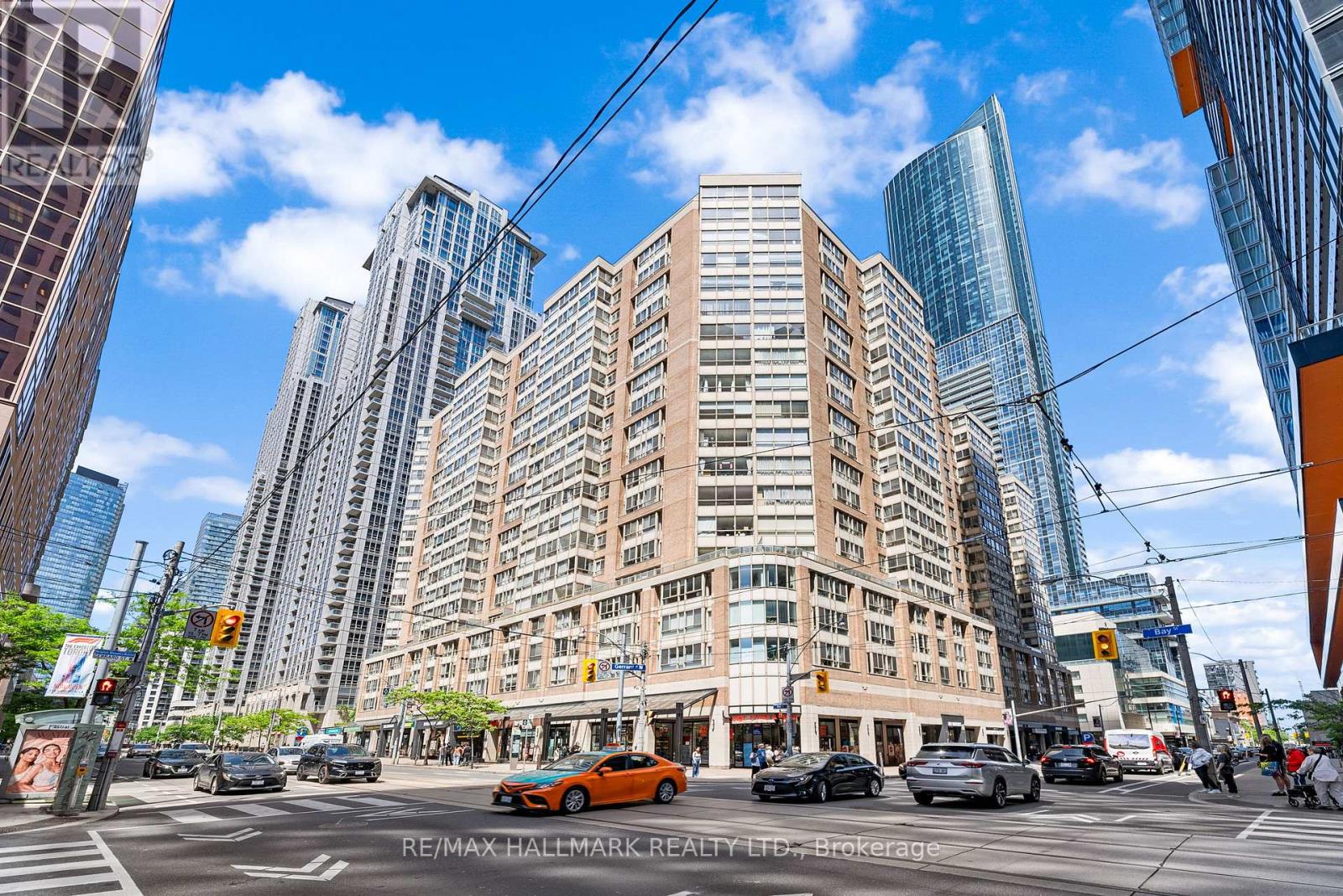 419 - 711 Bay Street, Toronto, Ontario  M5G 2J8 - Photo 2 - C12517260