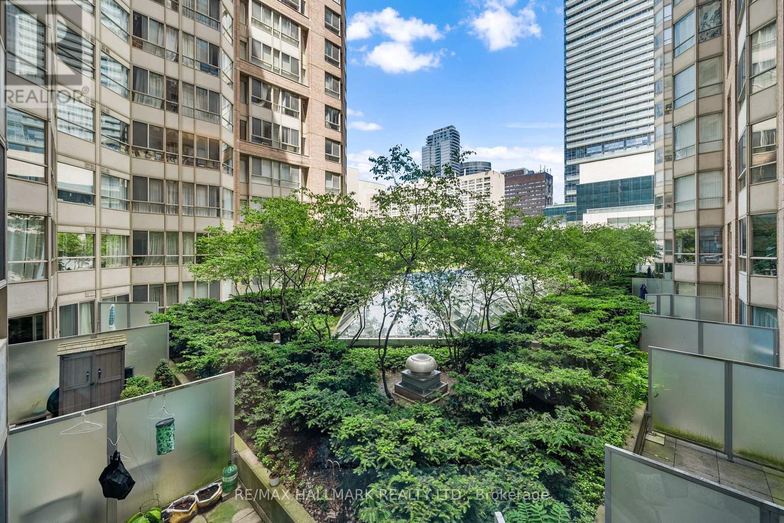 419 - 711 Bay Street, Toronto, Ontario  M5G 2J8 - Photo 24 - C12517260