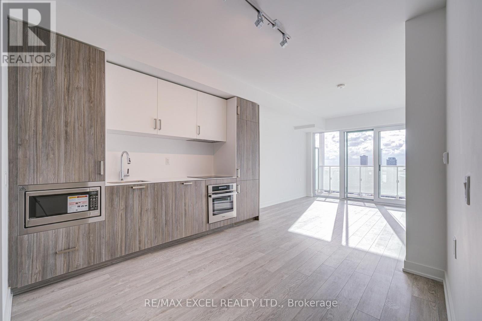 2707 - 88 Queen Street E, Toronto, Ontario  M5C 0B6 - Photo 13 - C12517304