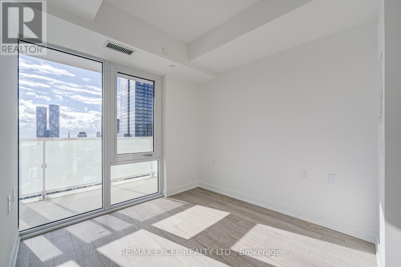 2707 - 88 Queen Street E, Toronto, Ontario  M5C 0B6 - Photo 24 - C12517304