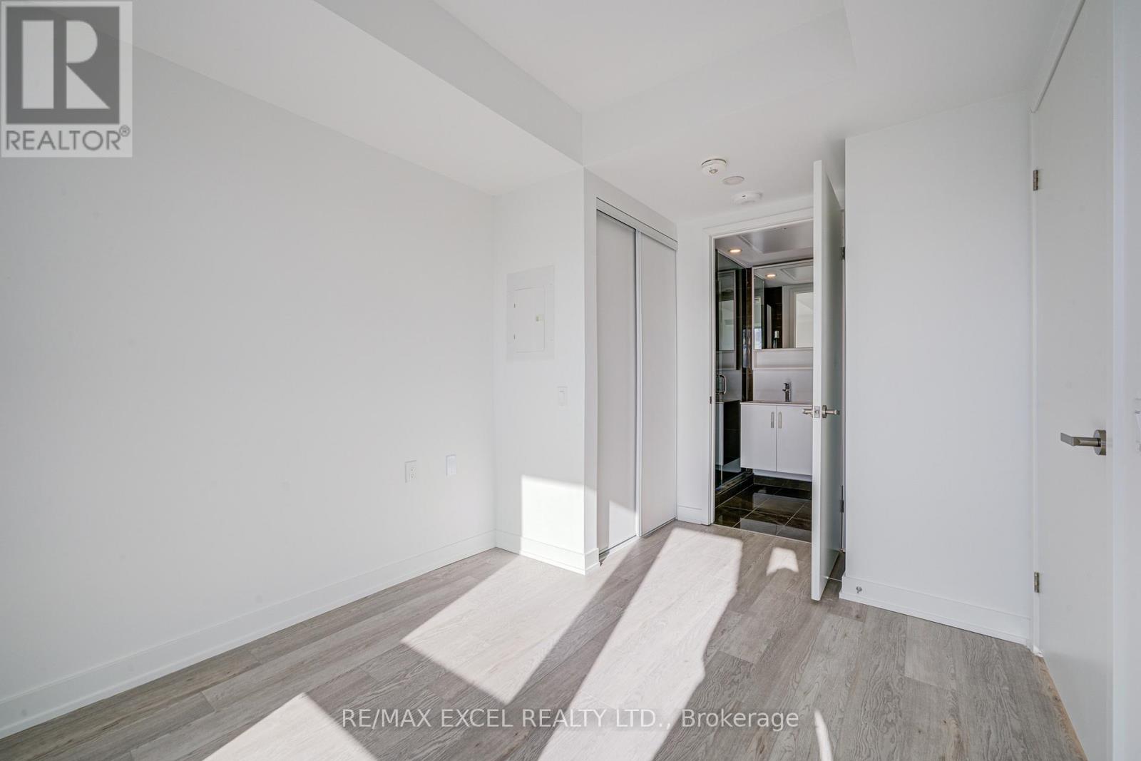 2707 - 88 Queen Street E, Toronto, Ontario  M5C 0B6 - Photo 26 - C12517304
