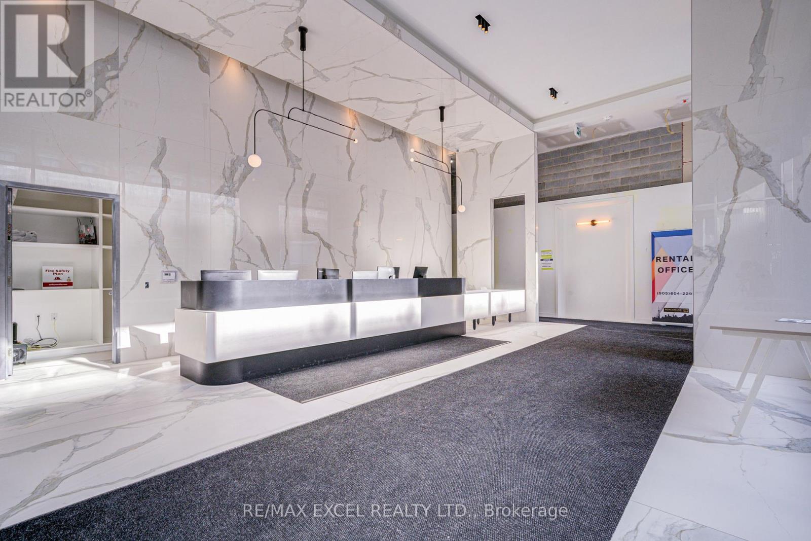 2707 - 88 Queen Street E, Toronto, Ontario  M5C 0B6 - Photo 3 - C12517304