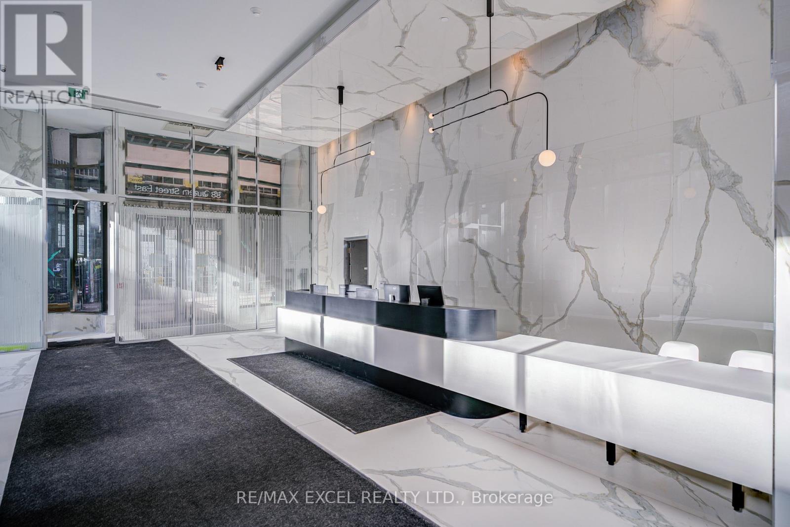 2707 - 88 Queen Street E, Toronto, Ontario  M5C 0B6 - Photo 4 - C12517304