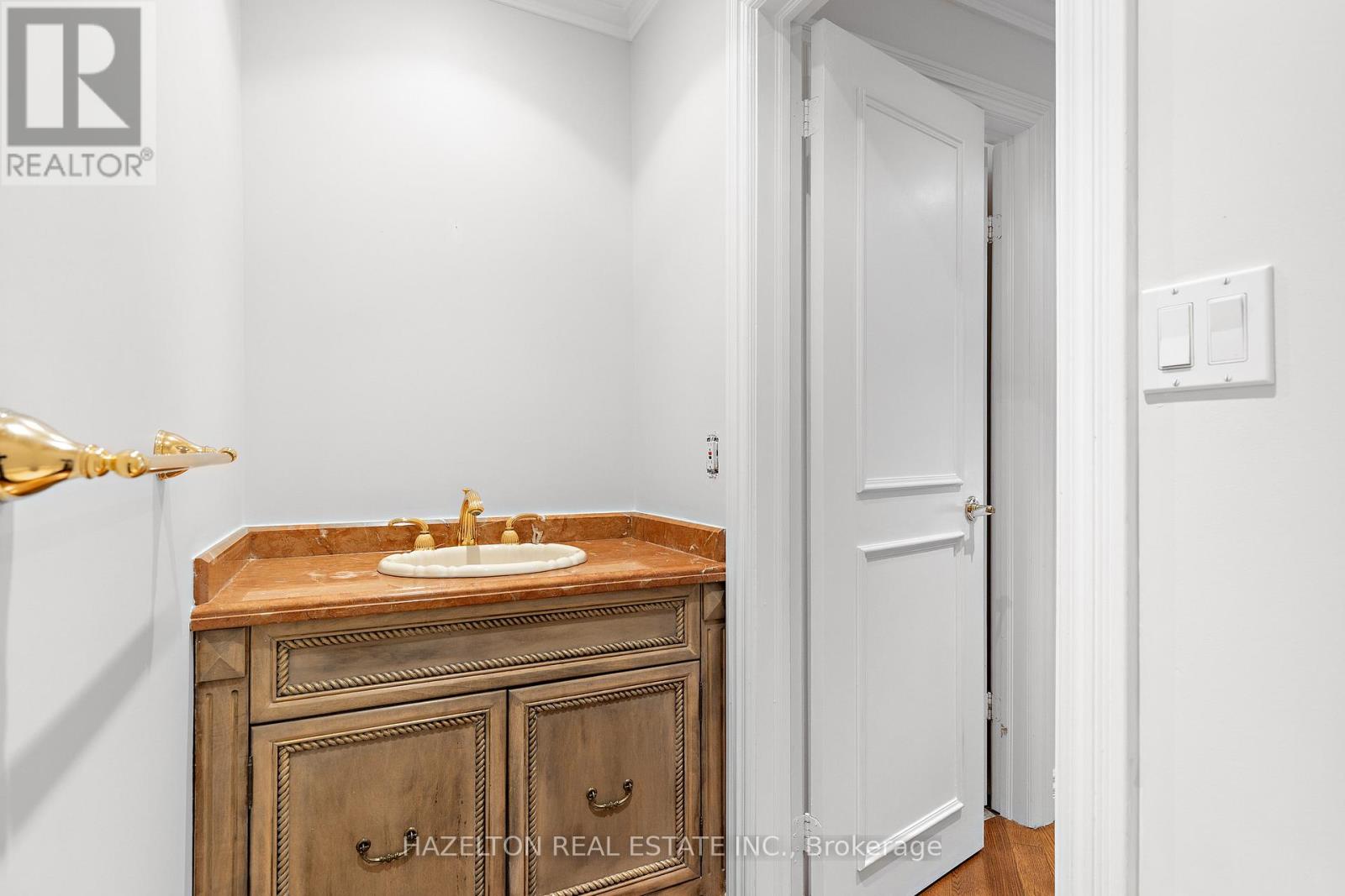 83 Ames Circle, Toronto, Ontario  M3B 3C2 - Photo 16 - C12517308