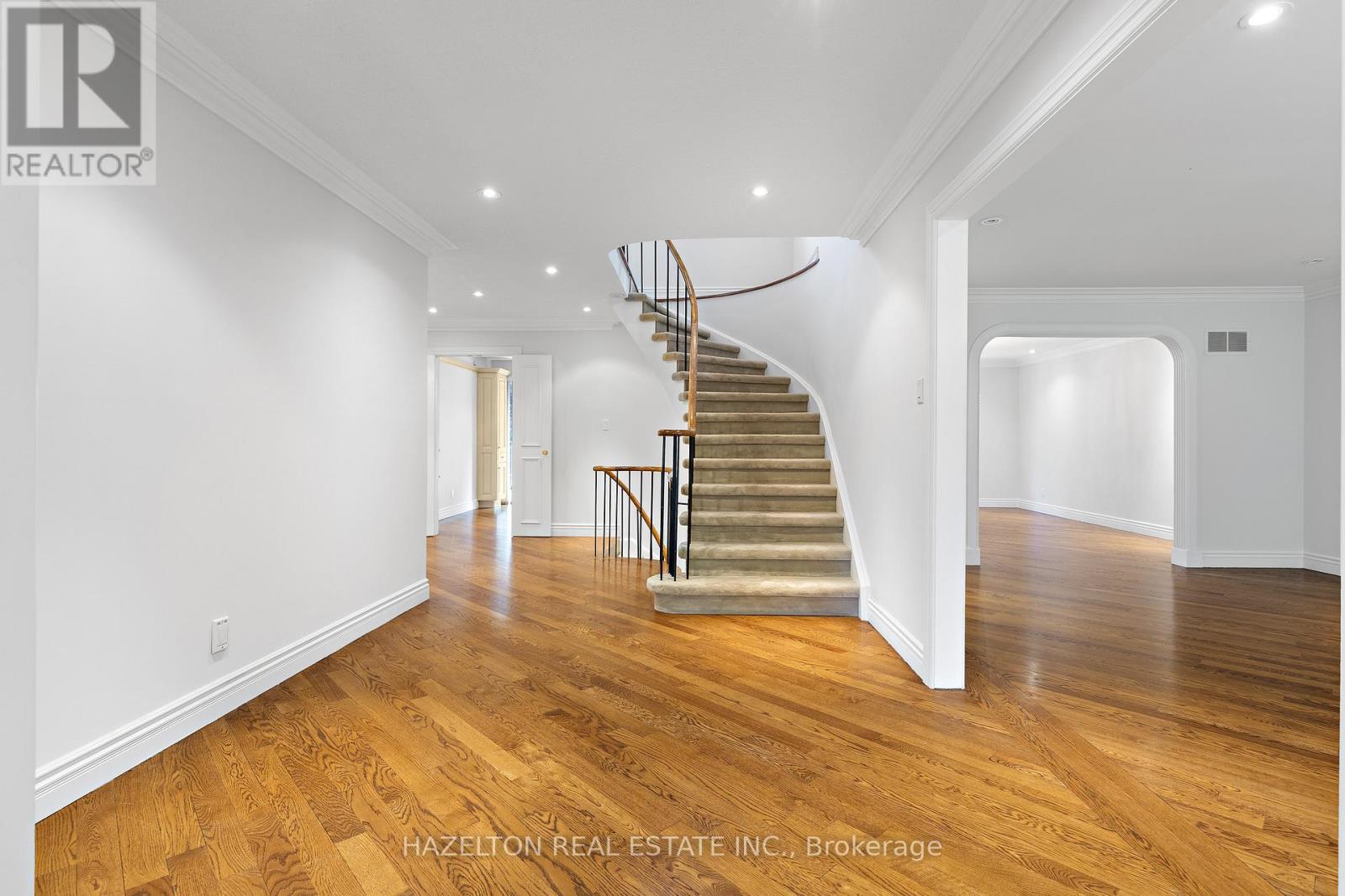 83 Ames Circle, Toronto, Ontario  M3B 3C2 - Photo 7 - C12517308