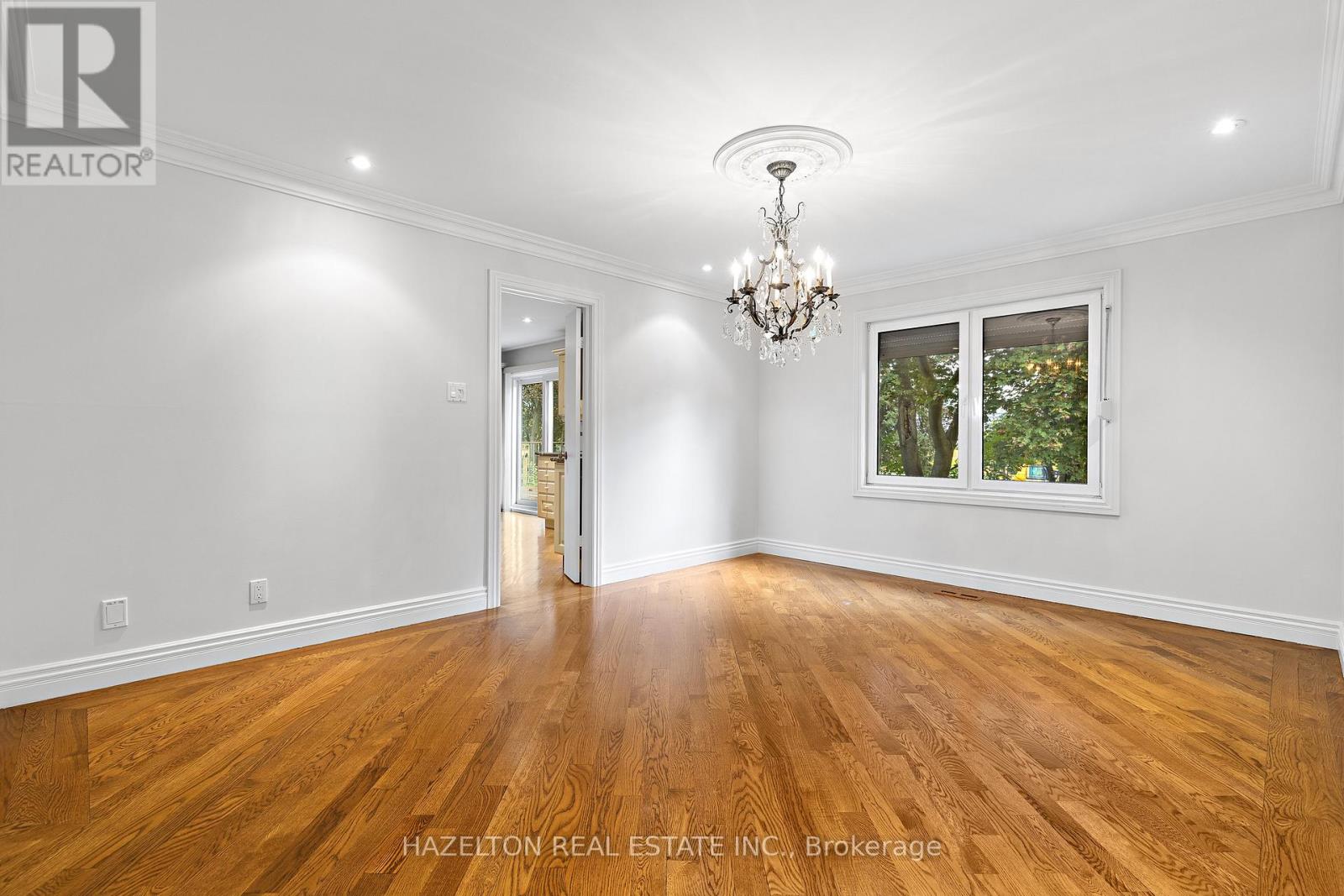 83 Ames Circle, Toronto, Ontario  M3B 3C2 - Photo 9 - C12517308