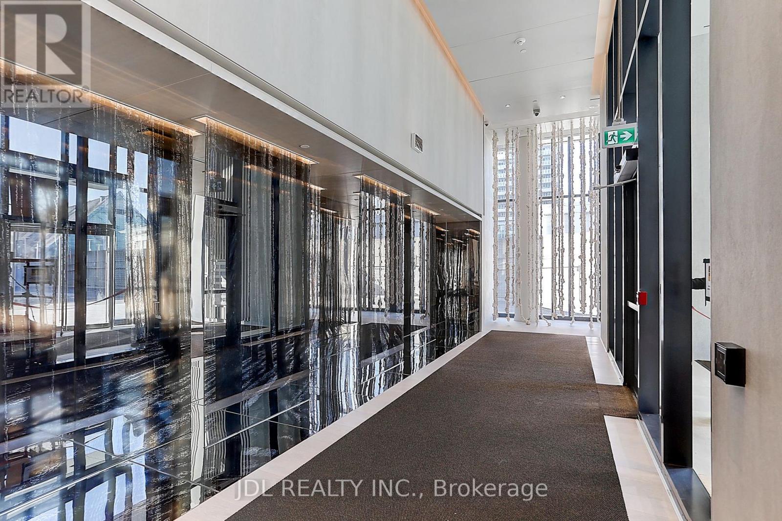 5103 - 138 Downes Street, Toronto, Ontario  M5E 0E4 - Photo 3 - C12517326