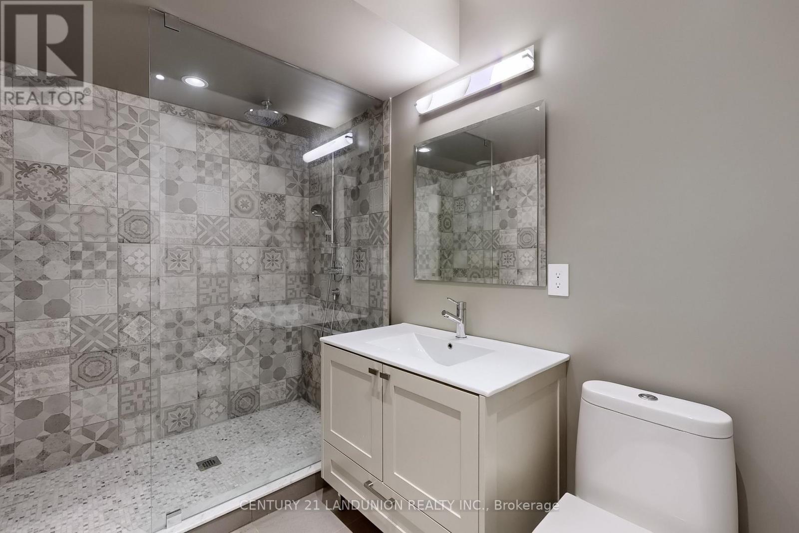 46 Elmsthorpe Avenue, Toronto, Ontario  M5P 2L7 - Photo 19 - C12517352