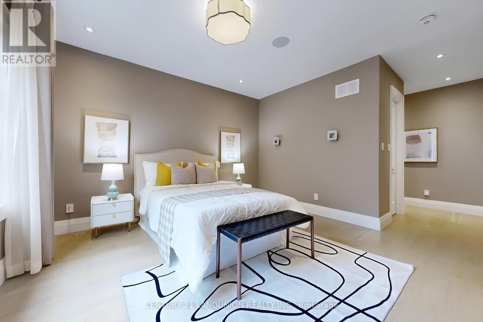 46 Elmsthorpe Avenue, Toronto, Ontario  M5P 2L7 - Photo 21 - C12517352