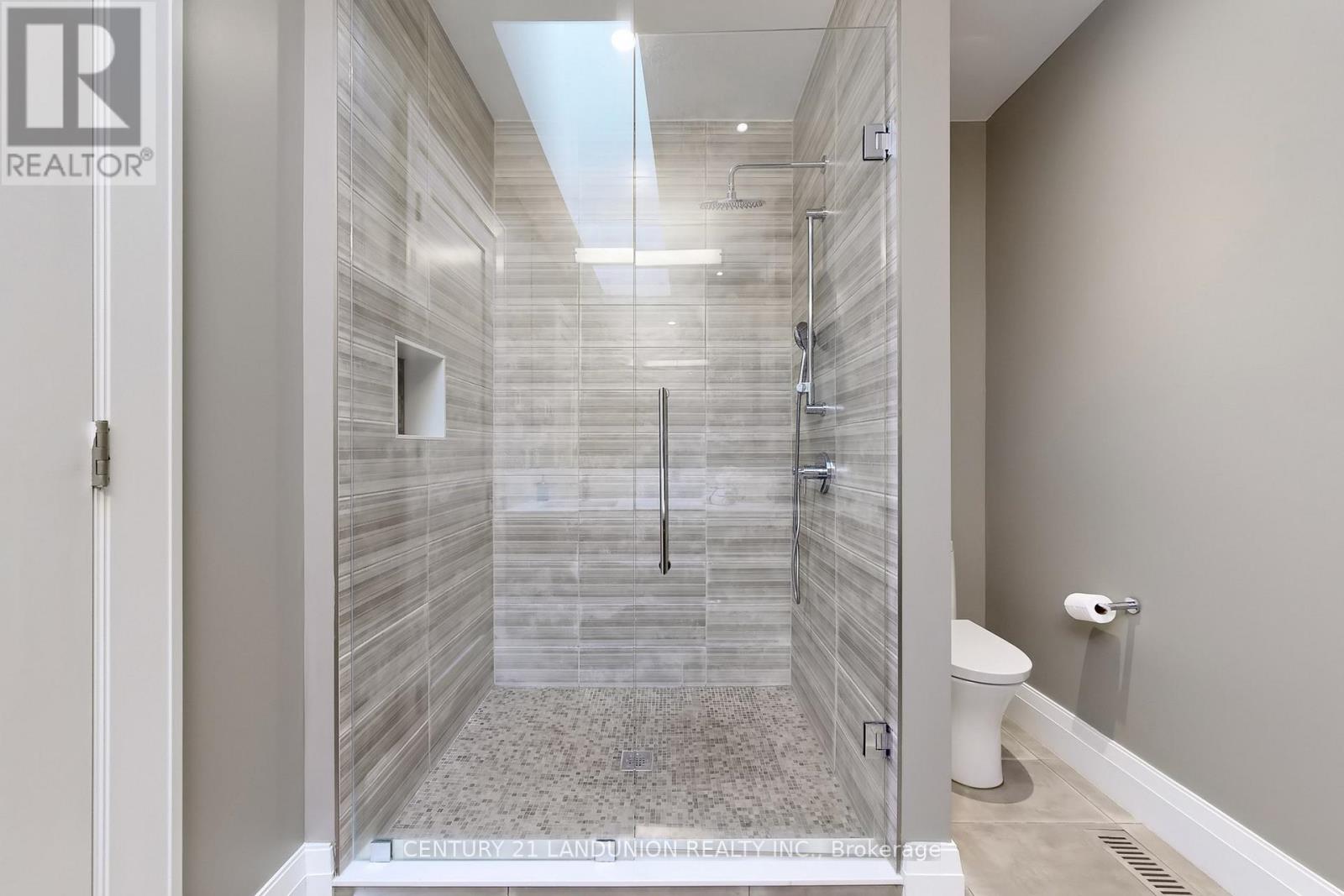 46 Elmsthorpe Avenue, Toronto, Ontario  M5P 2L7 - Photo 30 - C12517352