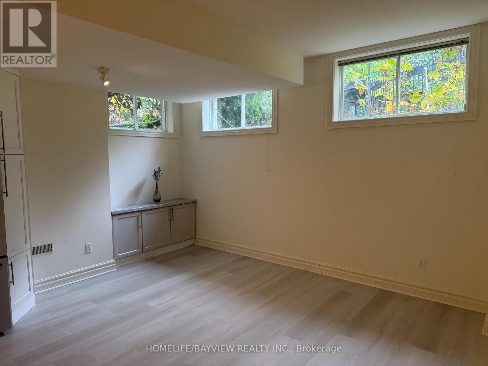 Ground - 42 Cotswold Crescent, Toronto, Ontario  M2P 1N2 - Photo 8 - C12517410