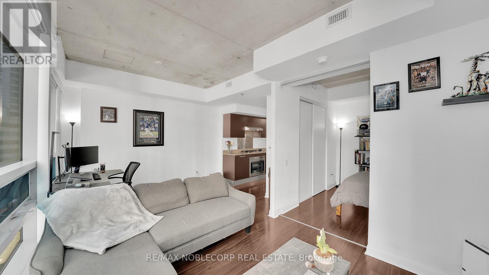 810 - 375 King Street W, Toronto, Ontario  M5V 1K1 - Photo 13 - C12517496